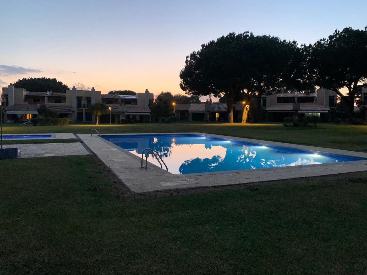 Casa De Ferias Com Piscina - Condominio Vilamouratenis Exterior photo